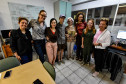 Memórias em acervo: descendentes reencontram pintura da tataravó no Museu Casa Alfredo Andersen. Foto: Kraw Penas/SEEC