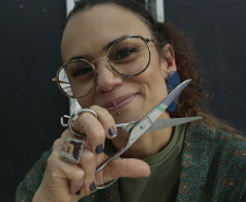 Alexandre Linhares e Thifany F. retornam ao Museu Alfredo Andersen para residência artística sobre separação e novos caminhos autorais