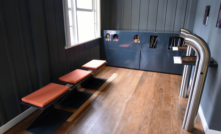 Exposição “in situ/em trânsito” com curadoria de Eliane Prolik e Adolfo Montejo Navas.