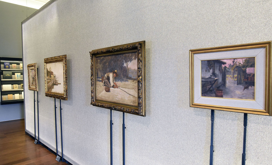 Exposição permanente das obras de Alfredo Andersen no Museu Casa Alfredo Andersen (MCAA).
