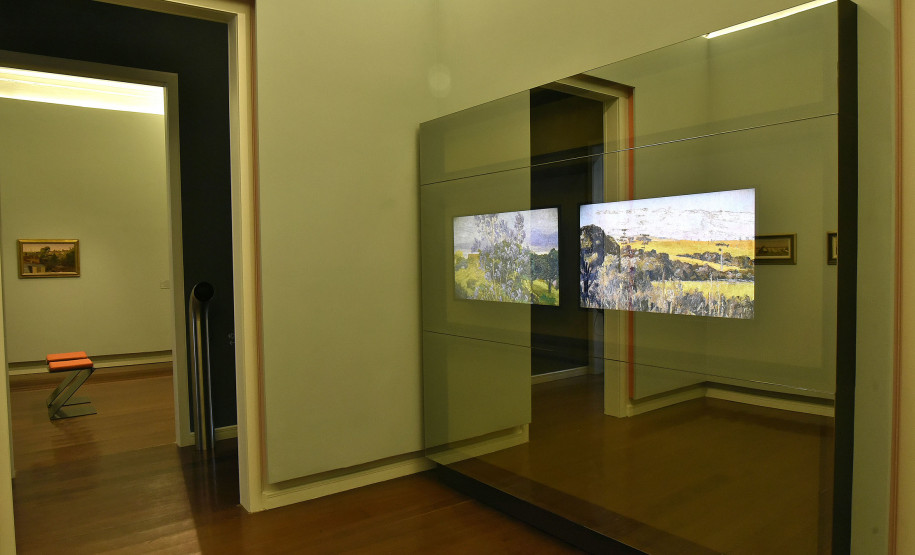 Exposição permanente de parte do acervo do artista Alfredo Andersen